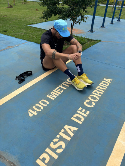 Runner Azul — Boné Técnico para Corrida (Edição Limitada)